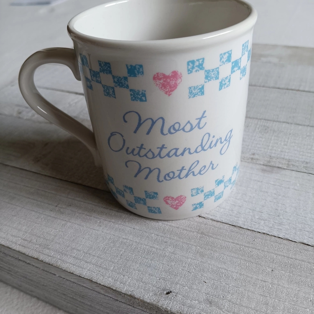 Hallmark Vintage 1985 Blue and Pink Most Outstanding Mother "Mom" Mug